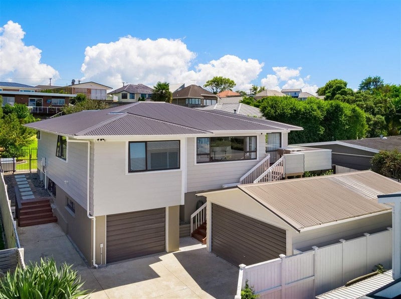 21A Alexander Street, Cockle Bay, Auckland - Carousel 1