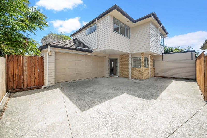 55 Sandspit Road, Cockle Bay, Auckland - Carousel 1