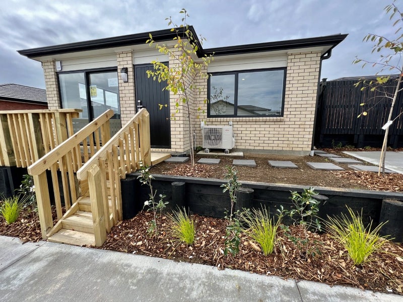 2/26 Pah Road, Papatoetoe, Auckland - Carousel 1