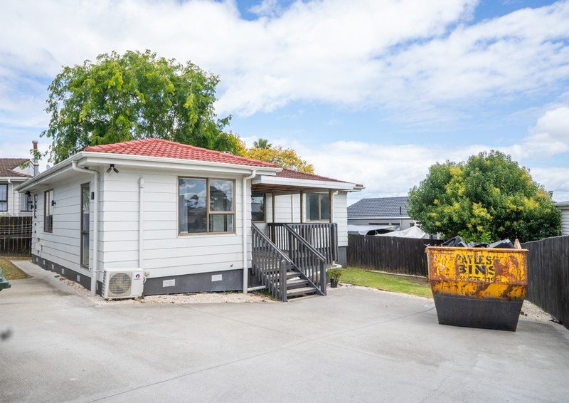 295A Weymouth Road, Weymouth, Auckland - Carousel 1