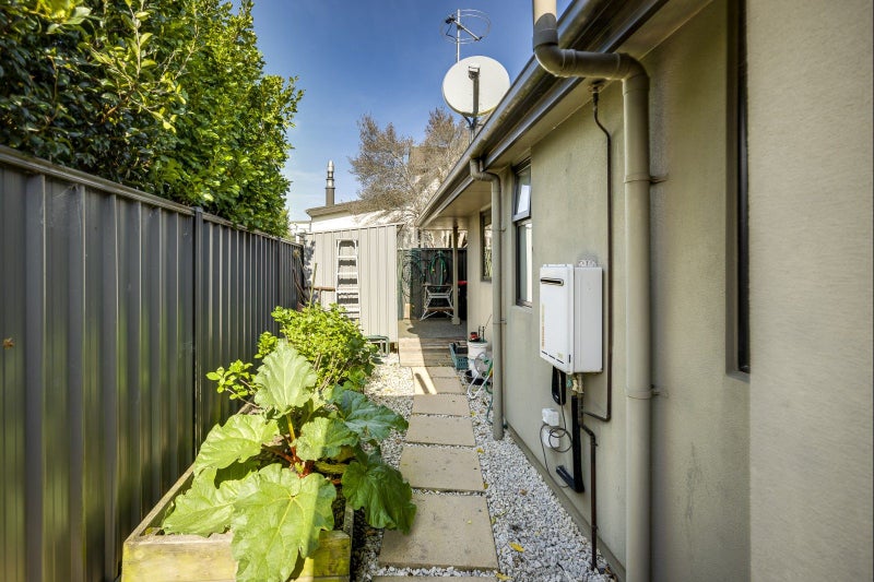 18 Arbuckle Road, Frimley, Hastings - Carousel 15