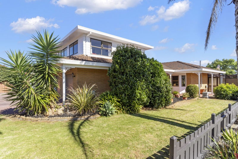 7 Riksha Place, Conifer Grove, Takanini - Carousel 2