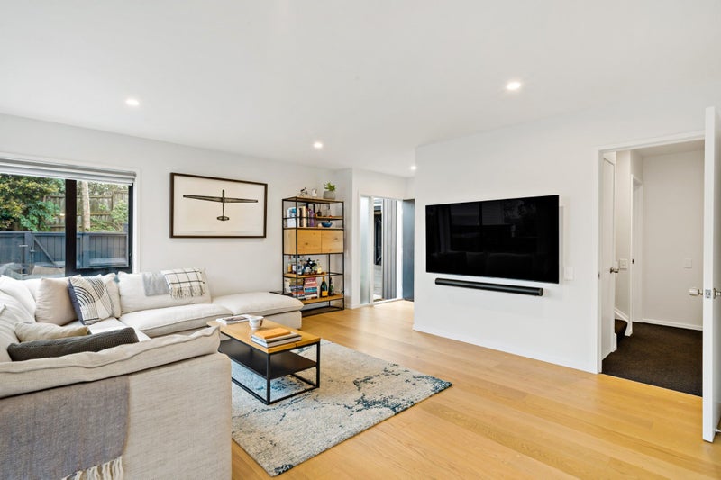 2/70 St Johns Road, Meadowbank, Auckland - Carousel 2