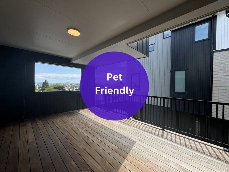 11/8 Bennett Road, Pakuranga, Auckland - Carousel 1