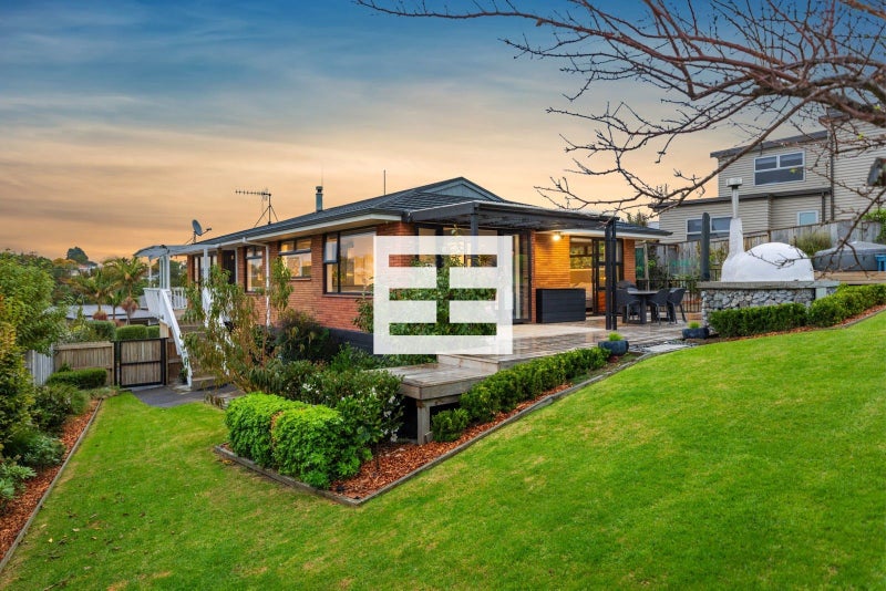 9 Glenn Terrace, Otumoetai, Tauranga - Carousel 1