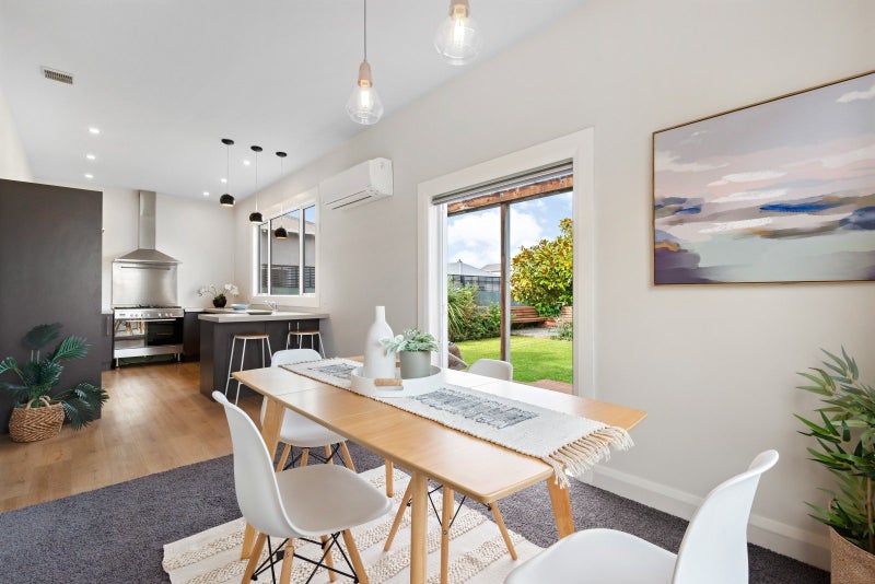 23 Hargest Crescent, Saint Kilda, Dunedin - Carousel 1