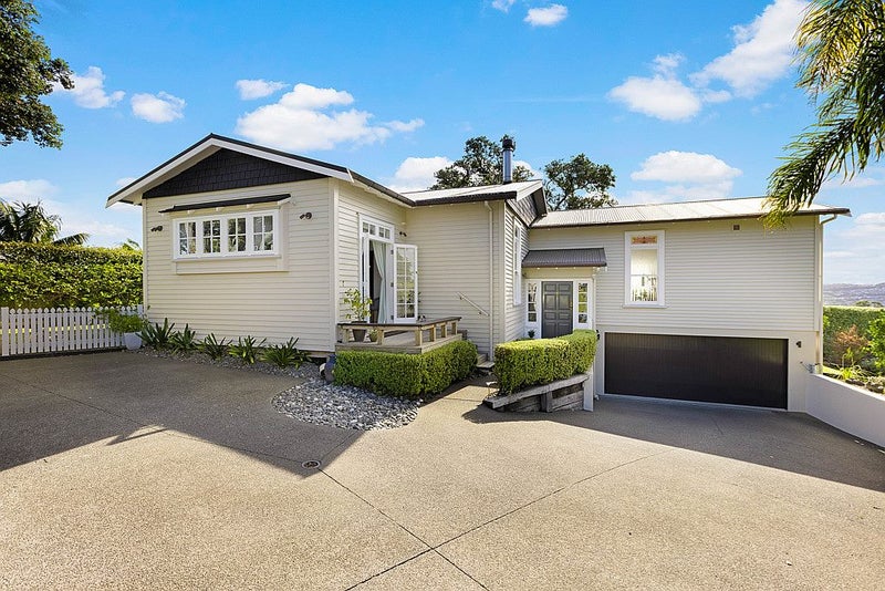 134 Hibiscus Coast Highway, Red Beach, Red Beach - Carousel 1