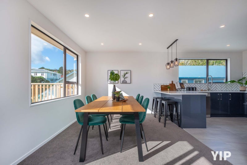 13 Petherick Crescent, Johnsonville, Wellington - Carousel 2