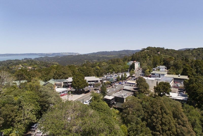 43 Taupiko Place, Green Bay, Auckland - Carousel 27