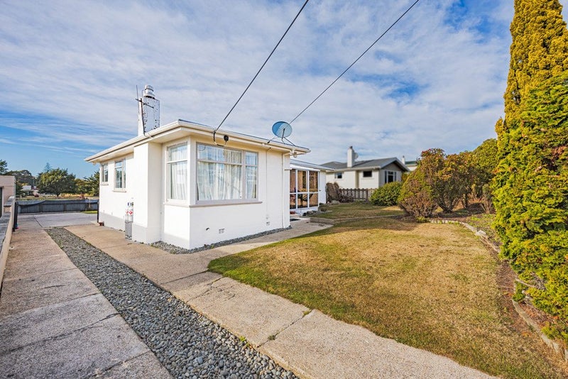 57 Stuart Street, Holmes Hill, Oamaru - Carousel 1