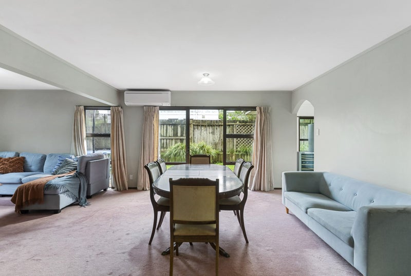 2/230 Rangatira Road, Beach Haven, Auckland - Carousel 2