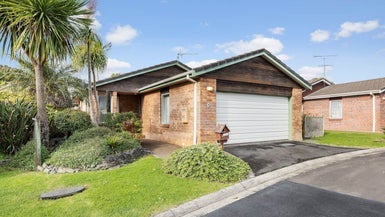 9 The Grove, Red Beach, Whangaparāoa - Carousel 1