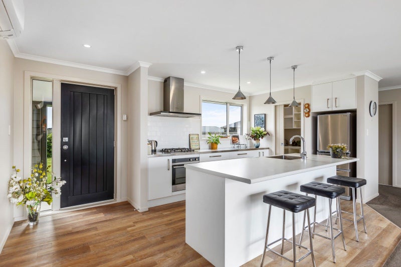 10 Stoneleigh Drive, Solway, Masterton - Carousel 2