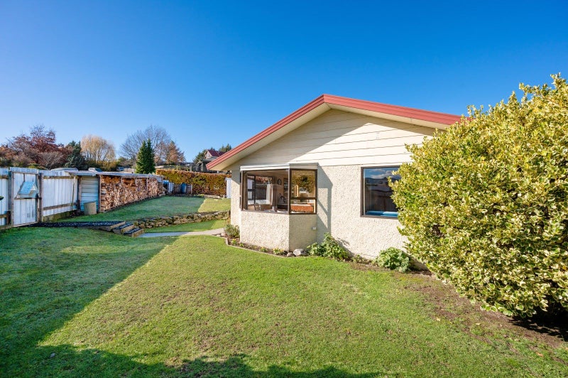 2 Aeolus Place, Wanaka - Carousel 2