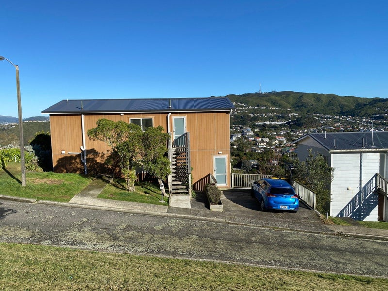 4 Sunflower Way, Johnsonville, Wellington - Carousel 1
