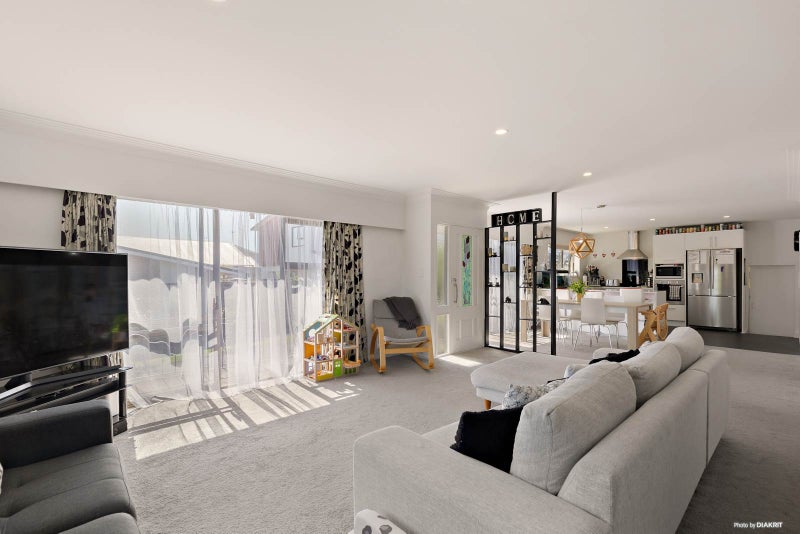 1/18 Stanley Avenue, Milford, Auckland - Carousel 2