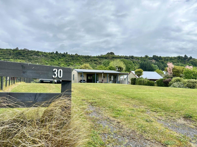 30 Tanoa Street, Manunui, Taumarunui - Carousel 2