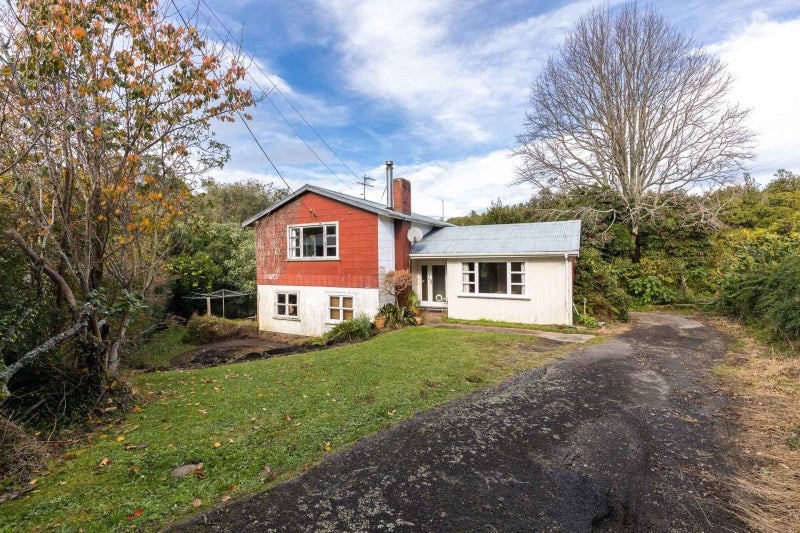 186D Huatoki Street, Upper Vogeltown, New Plymouth - Carousel 1