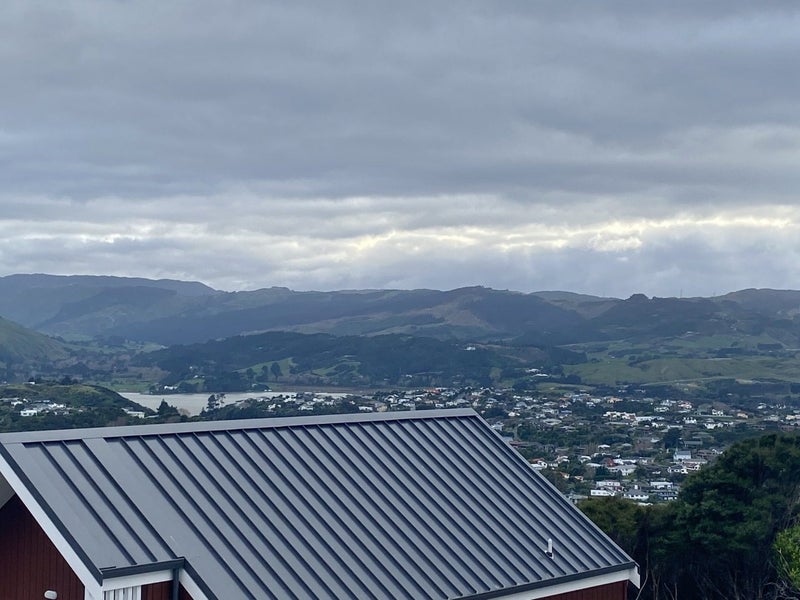 1 Tai Lane, Whitby, Porirua - Carousel 13