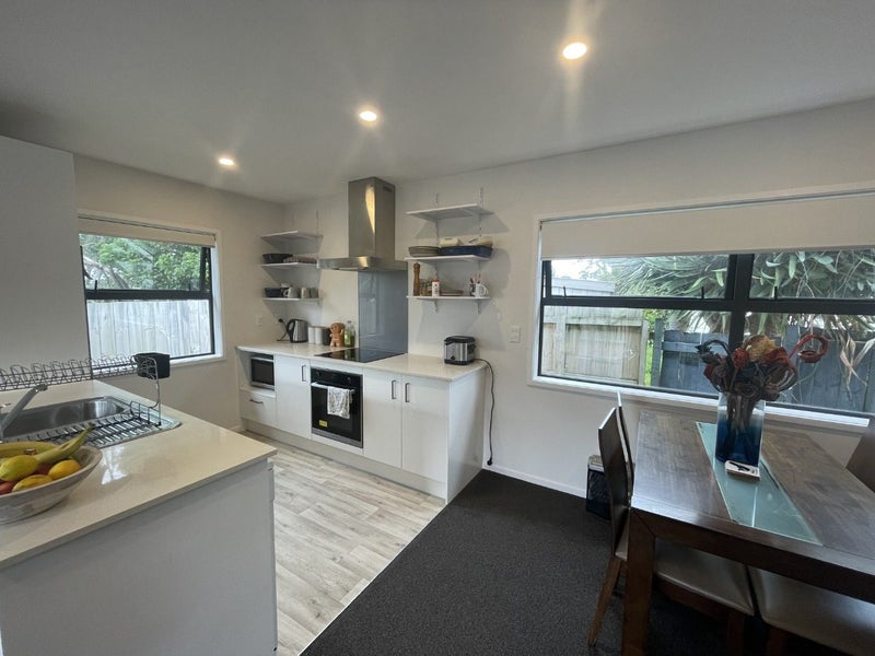 16 Challinor Street, Pakuranga, Auckland - Carousel 2