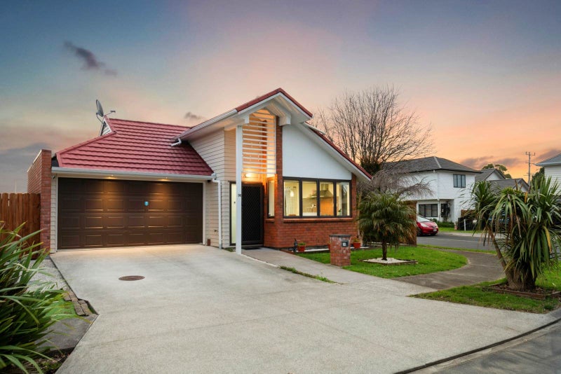 36 Tarapiroe Avenue, Takanini, Auckland - Carousel 2