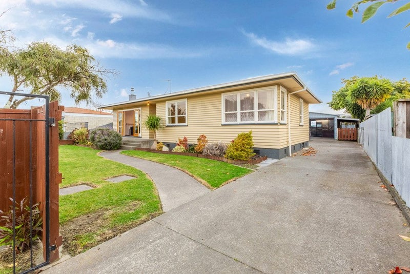 24 Merton Crescent, Pirimai, Napier - Carousel 2