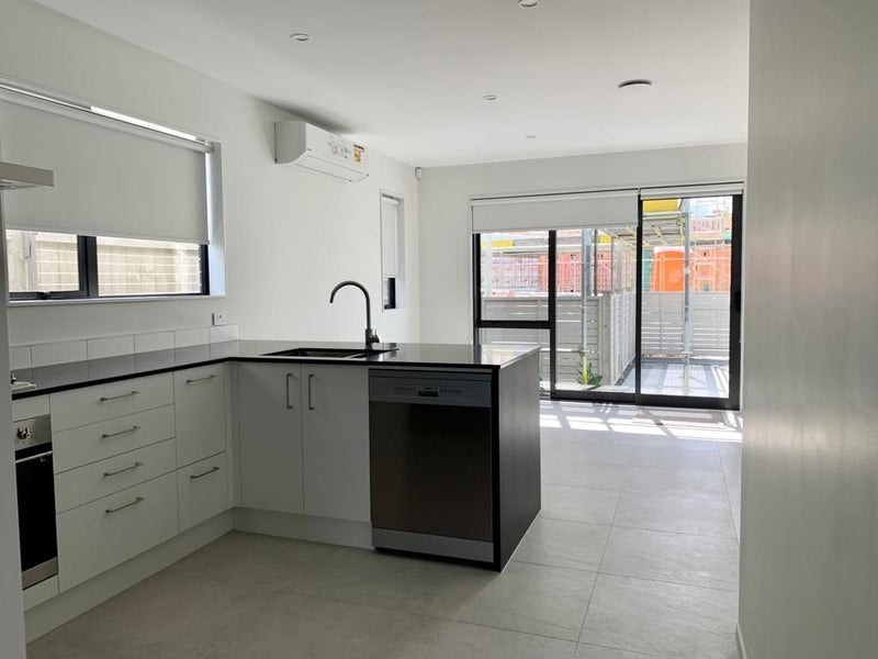 18 Te Napi Drive, Takanini, Auckland - Carousel 2
