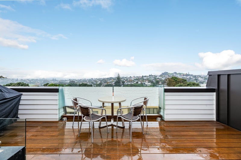 14A Sarawia Street, Newmarket, Auckland - Carousel 2