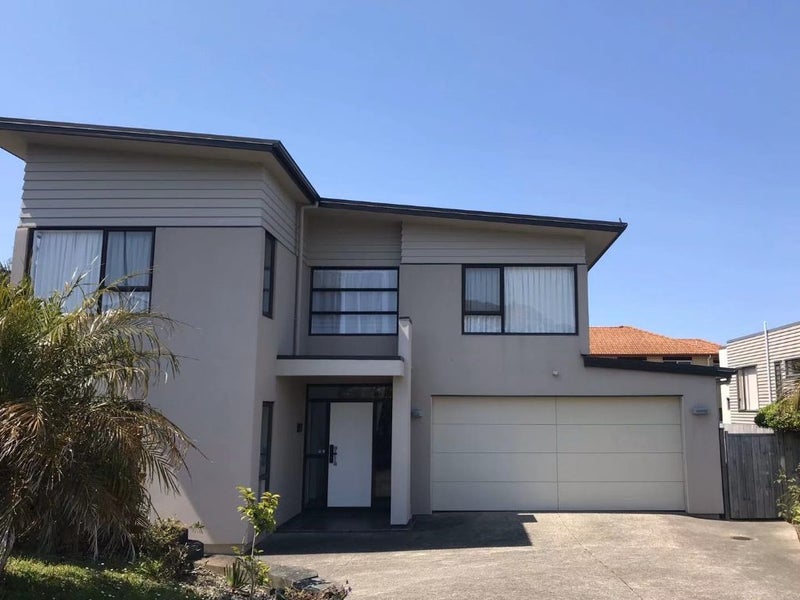 4 Hornbill Drive, Fairview Heights, Auckland - Carousel 2