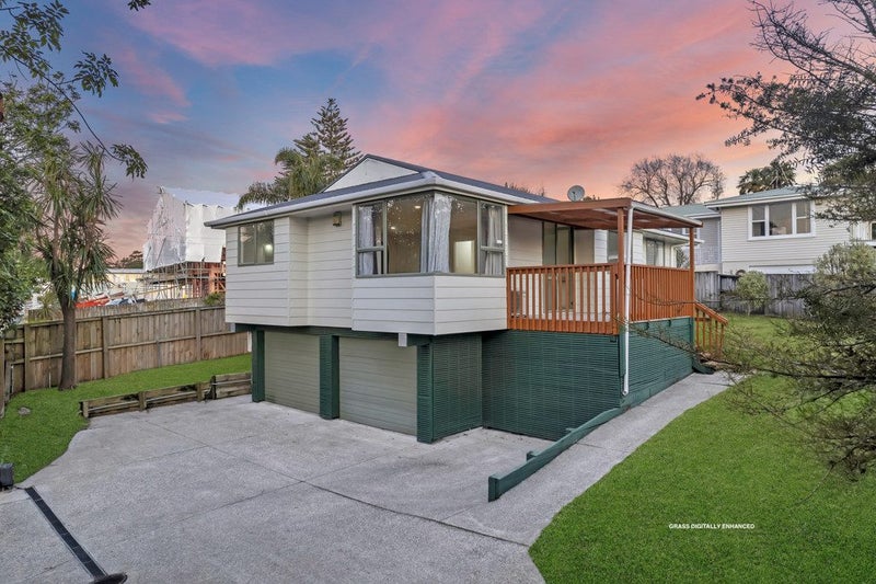 81A Dundale Avenue, Blockhouse Bay, Auckland - Carousel 1