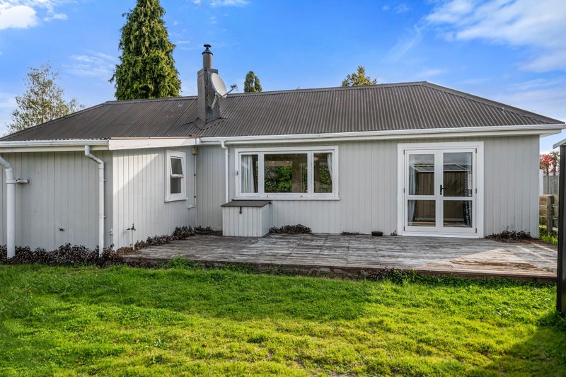 27 Robinson Avenue, Holdens Bay, Rotorua - Carousel 1