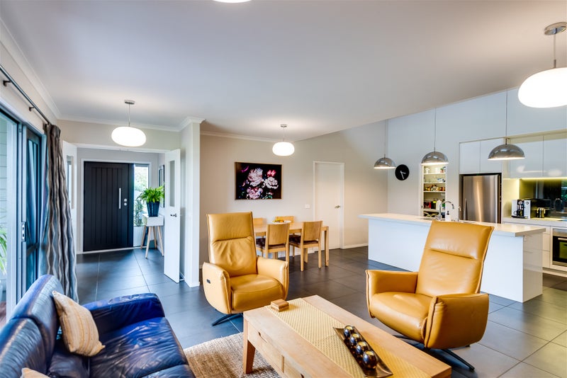 2 Whakatomo Place, Havelock North, Havelock North - Carousel 2