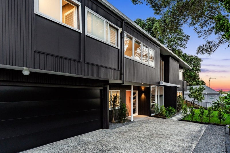 14 Hampton Drive, St Heliers, Auckland - Carousel 1