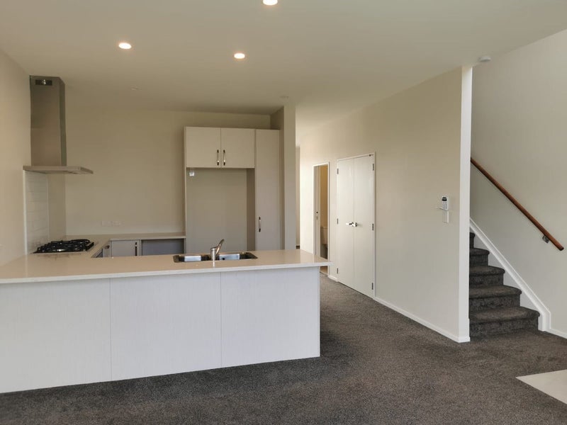 9 Aeronautic Road, Takanini, Auckland - Carousel 2