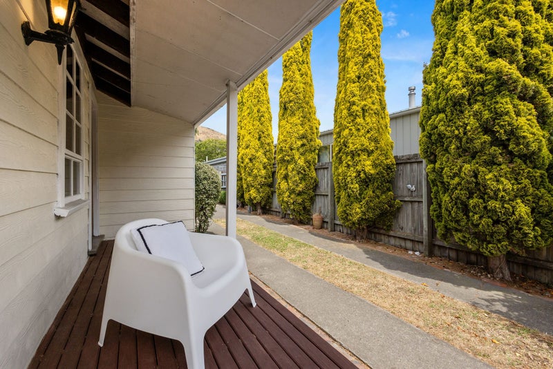 1/8 Duncan Street, Sumner, Christchurch - Carousel 2