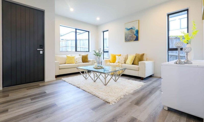 3 Hing Street, Flat Bush, Auckland - Carousel 2