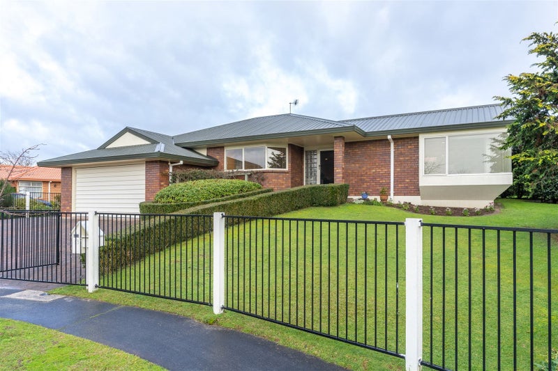 13 Cashmere Place, Flagstaff, Hamilton - Carousel 1