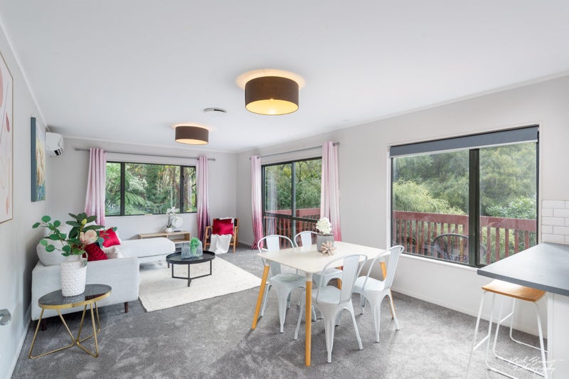 2/126 Tirohanga Road, Tirohanga, Lower Hutt - Carousel 2