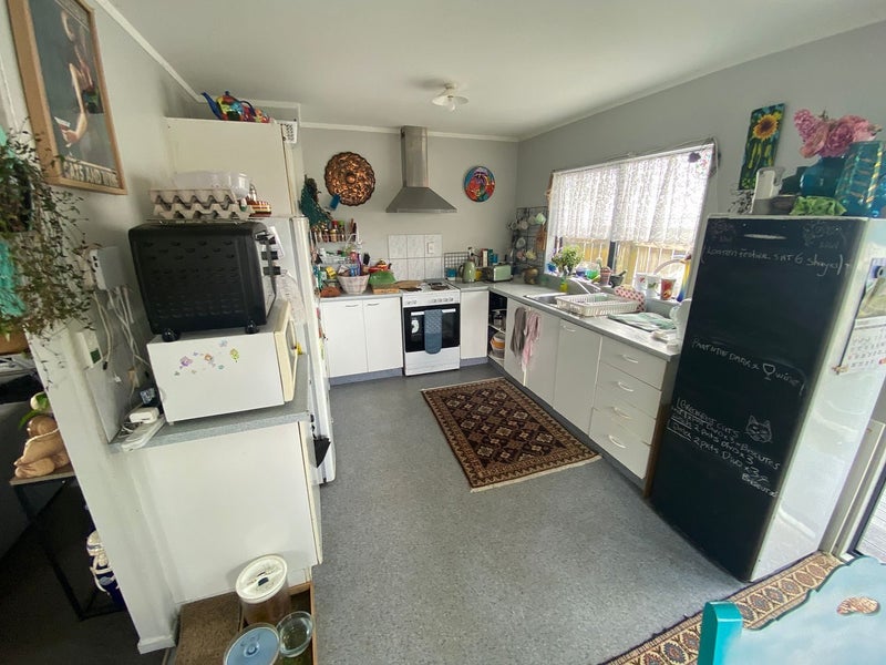 30 Barneys Farm Road, Clendon Park, Auckland - Carousel 2