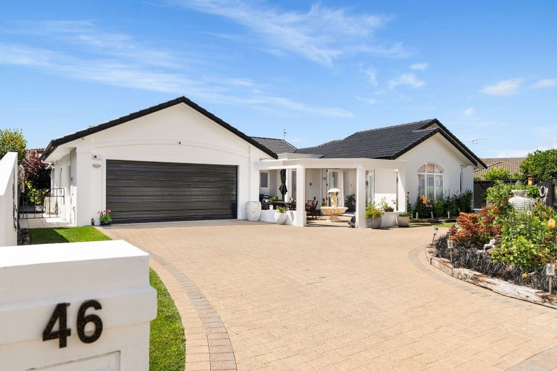 46 Sorrento Key, Papamoa Beach, Papamoa - Carousel 1