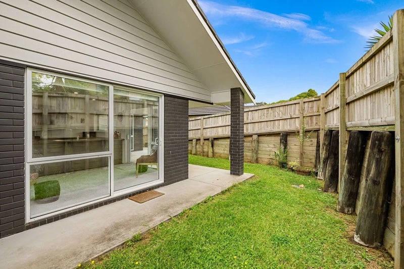 1B Muirfield Rise, Kamo, Whangarei - Carousel 2