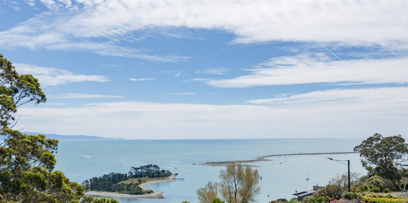 141 Princes Drive, Britannia Heights, Nelson - Carousel 1