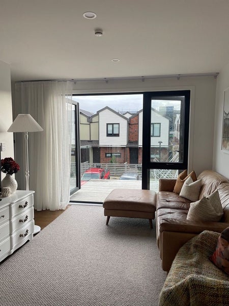 48 Te Puketoka Lane, Māngere, Auckland - Carousel 1