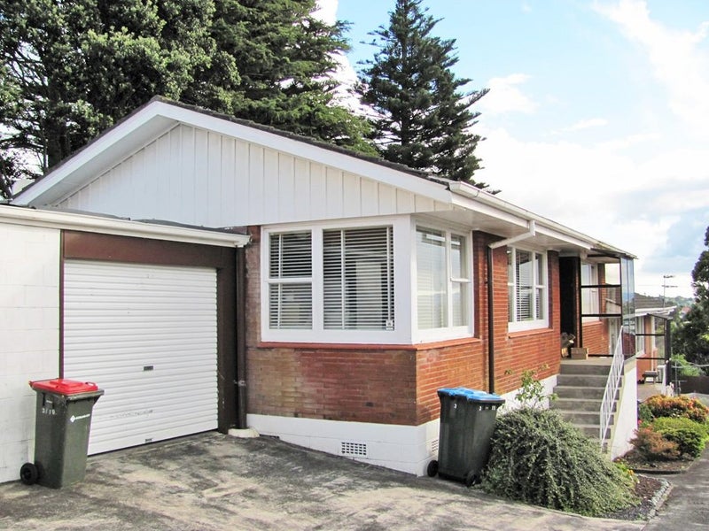 3/19 Hayr Road, Three Kings, Auckland - Carousel 1