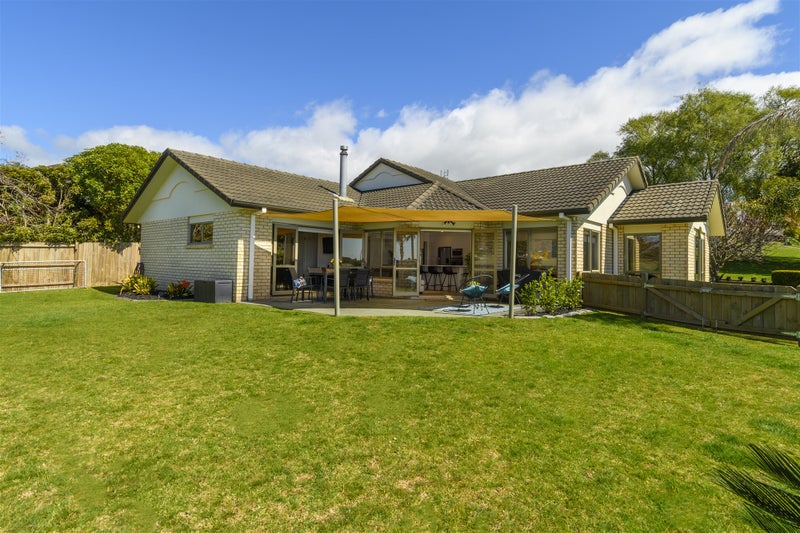 1 Hallmark Rise, Bethlehem, Tauranga - Carousel 2