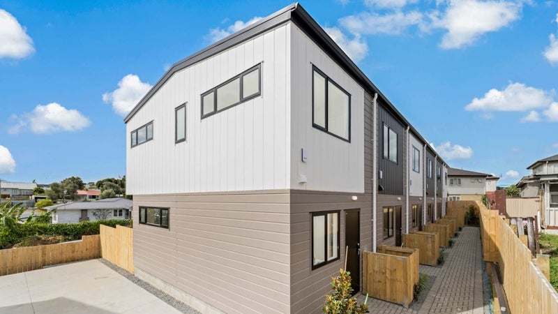 5/40 Saint Leonards Road, Kelston, Auckland - Carousel 1