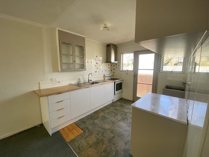 2/108 Grove Street, The Wood, Nelson - Carousel 2