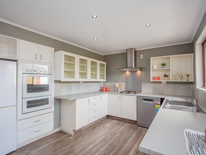 15 Eason Street, Victoria, Rotorua - Carousel 2