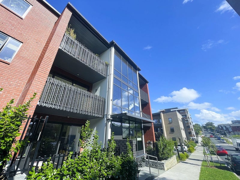 102/25 Potter Avenue, Northcote, Auckland - Carousel 1