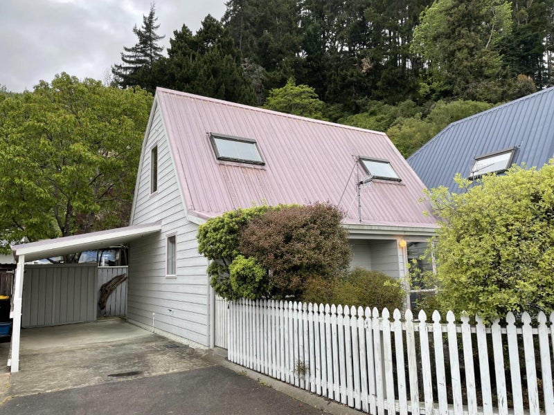 112A Grove Street, The Wood, Nelson - Carousel 1